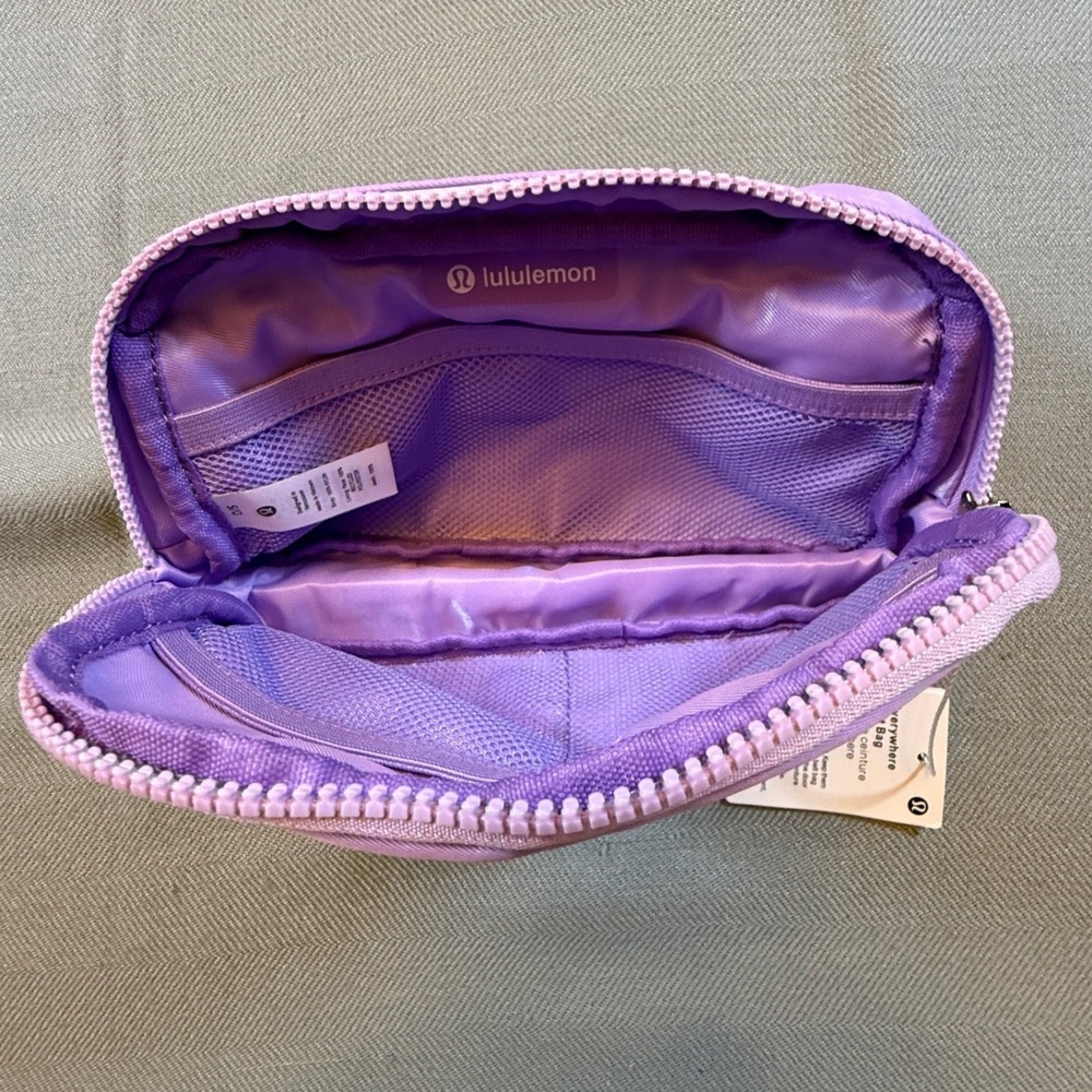 Lululemon Everywhere Belt Bag 1L Purple Gold Logo LU9AX2S Crossbody Fanny Pack - Picture 6 of 10